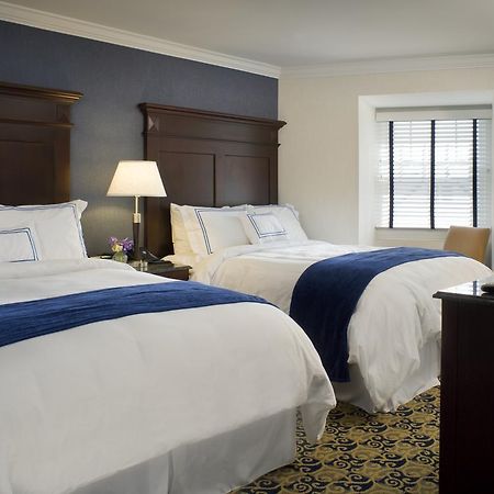 Newport Beach Hotel & Suites Middletown Habitación foto